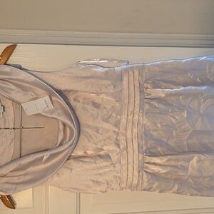 Banana Republic Cream Sleeveless Top